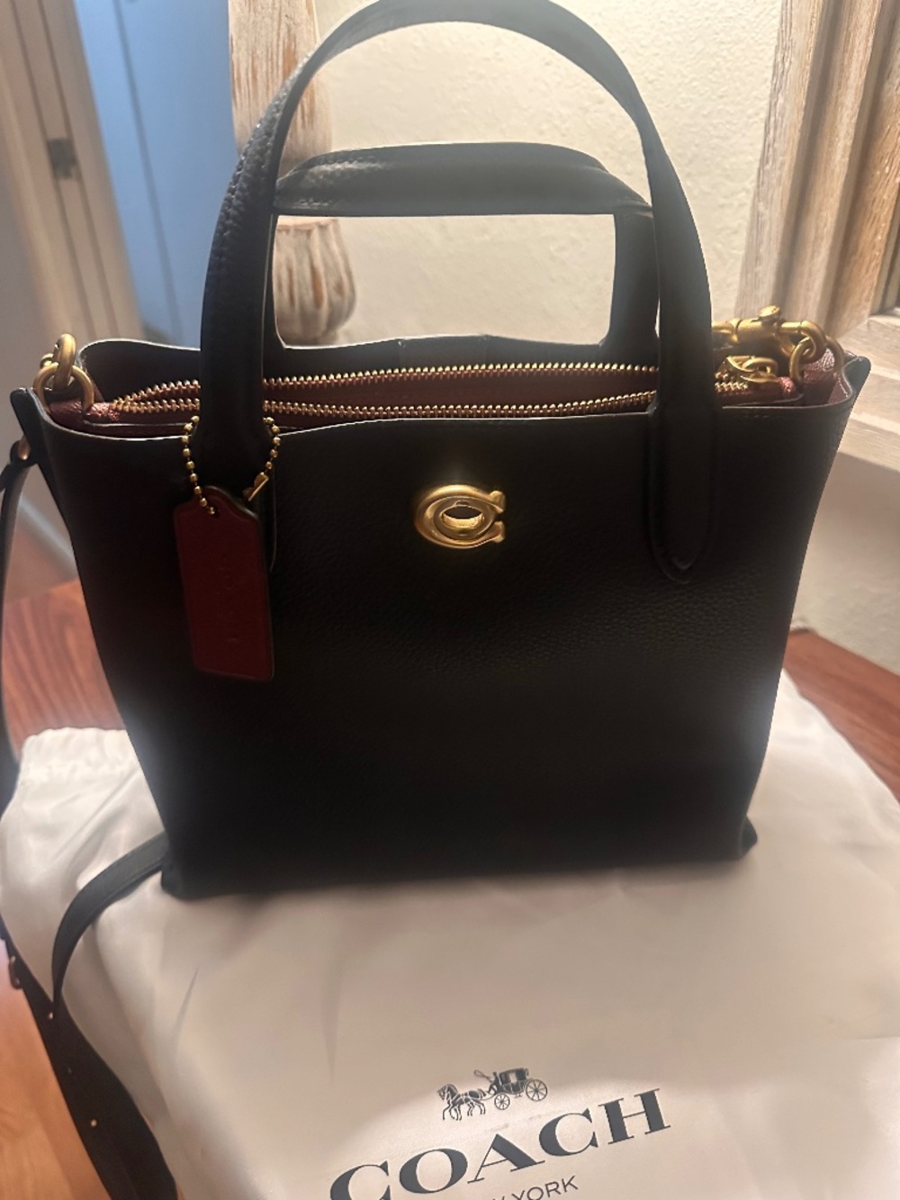 Coach willow 24 tote